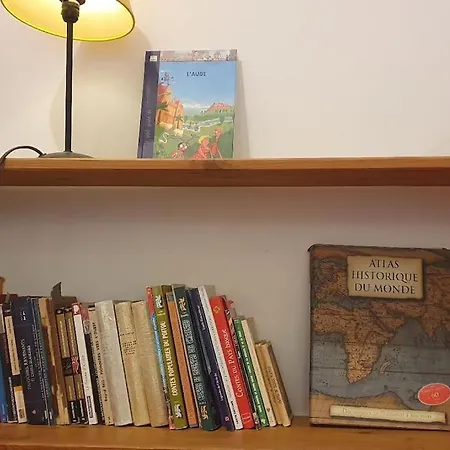 Appartement Le Des Voyageurs, à 2 Pas De La Gare Carcassonne